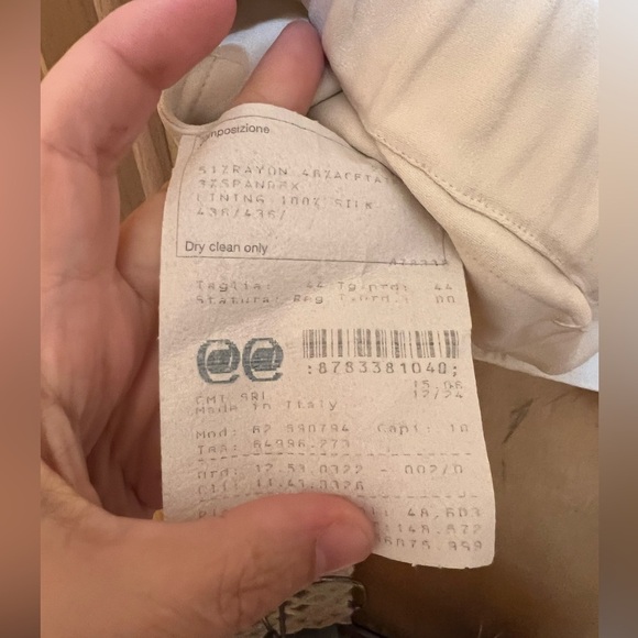 Calvin Klein Collection
Crew Neck Long Sleeve Sweatshirt
Size: M | US 8​​ - Picture 3 of 5